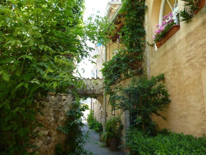 Chambres Du Clocher Vallon-Pont-dʼArc Esterno foto